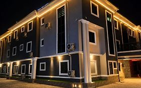 De Dreams Hotel & Apartment